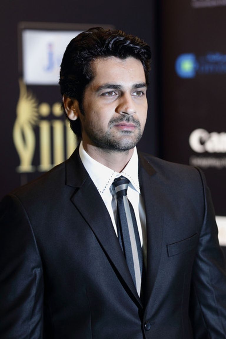 النجم الهندي أرجان باجوا