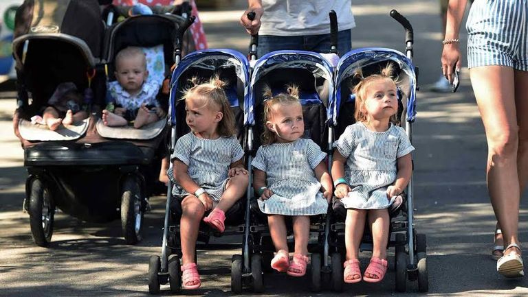 "كوبانيا فيليكيا" قرية أوكرانية تشتهر بالتوائم 