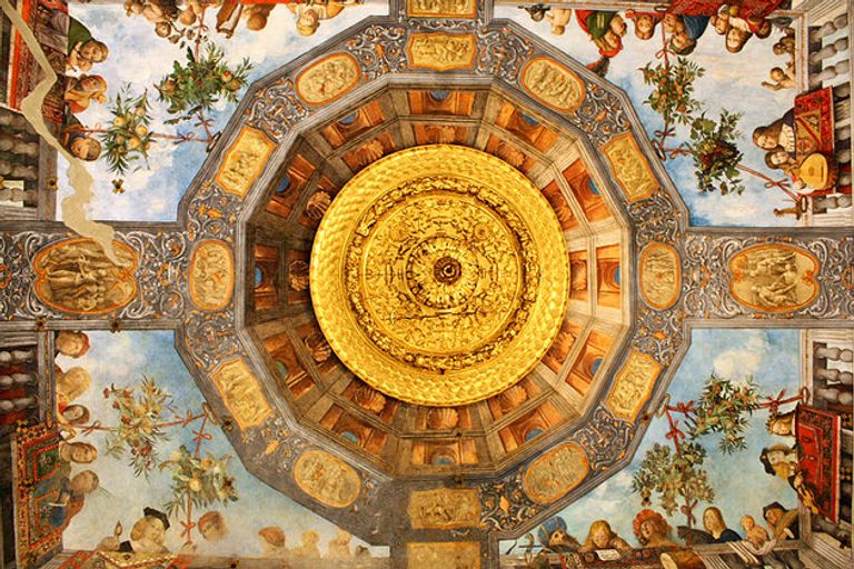 "فيرارا" الإيطالية مدينة قصور العصور الوسطى