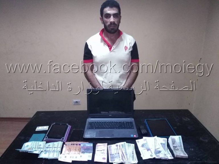 ارهابيون اعتزموا تنفيذ مخطط اخواني في ذكرى فض رابعة و النهضة إرهابيون اعتزموا تنفيذ مخطط إخواني في ذكرى فض رابعة والنهضة