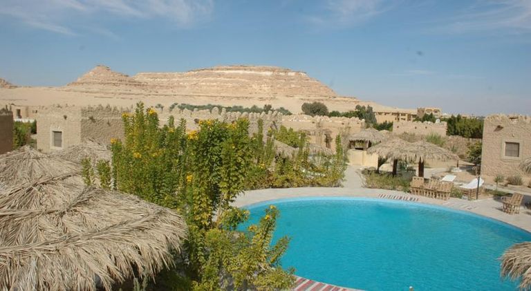 رحلات بلا فنادق ومكيفات لوجهات غير معتادة في مصر