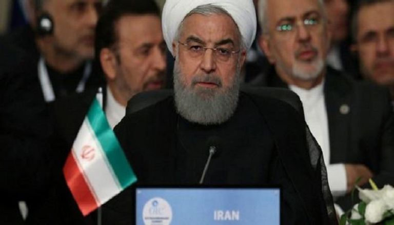 الضربات الاقتصادية لإيران تتلاحق بسبب العقوبات الأمريكية