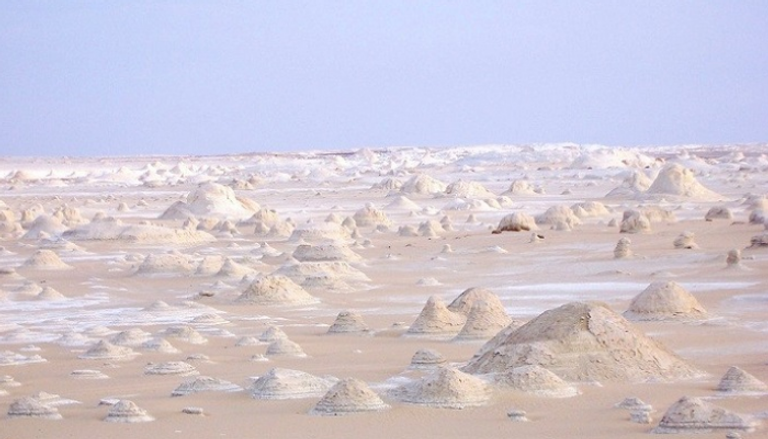 "الصحراء البيضاء" أول حديقة جيولوجية مصرية