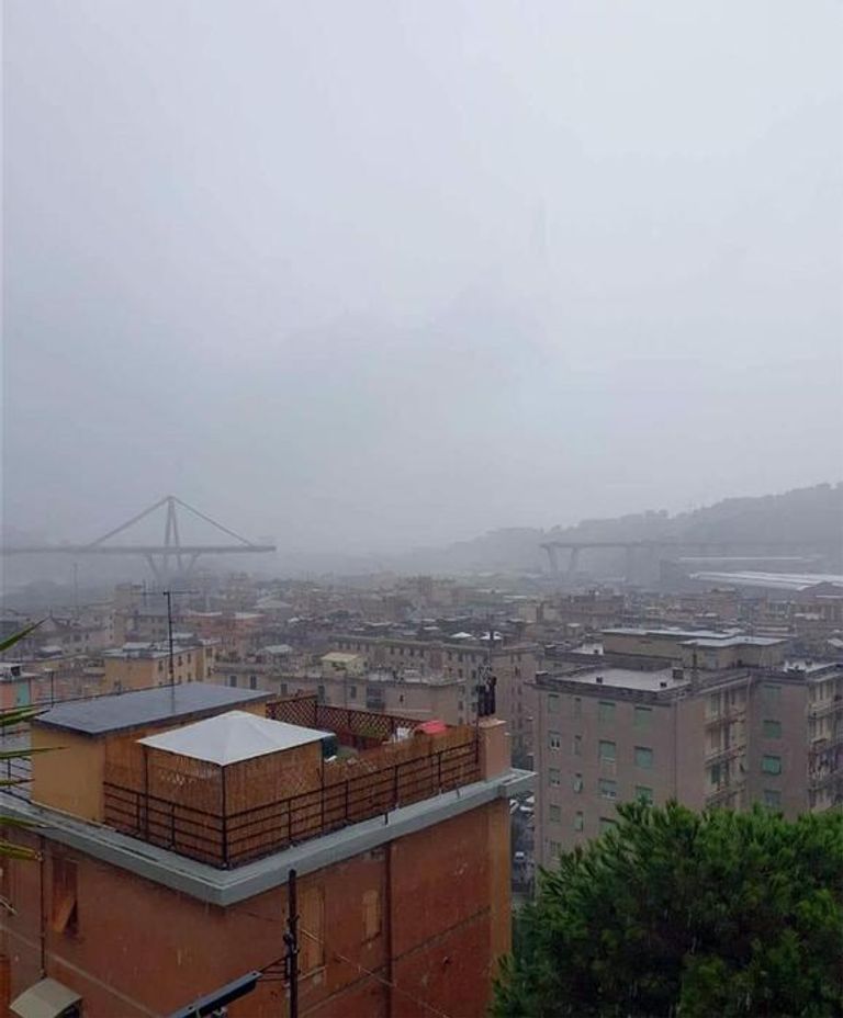 انهيار جسر موراندي في مدينة جنوة الإيطالية