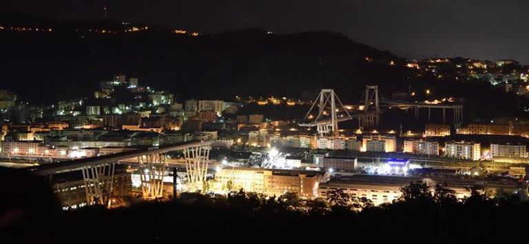 انهيار جسر موراندي في مدينة جنوة الإيطالية