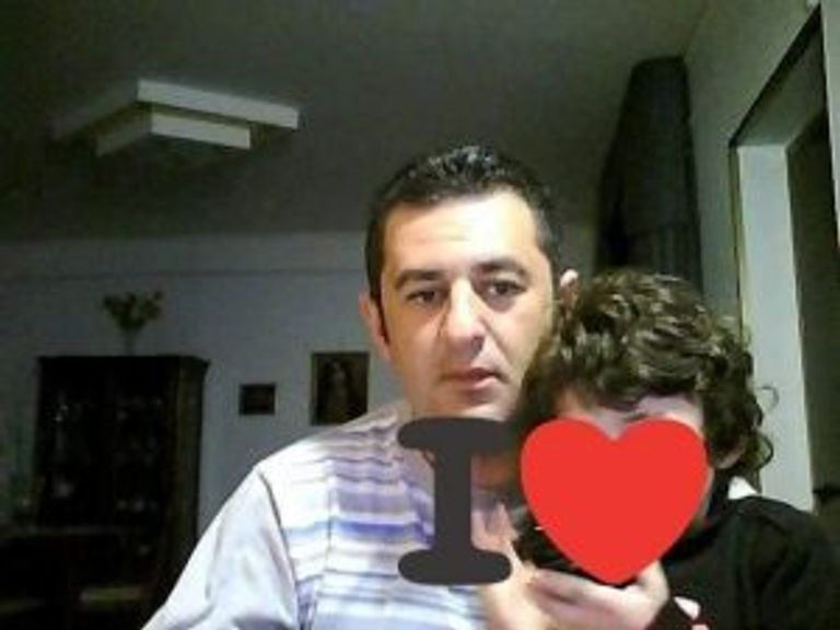 عائلة كاملة ضمن ضحايا انهيار جسر جنوة