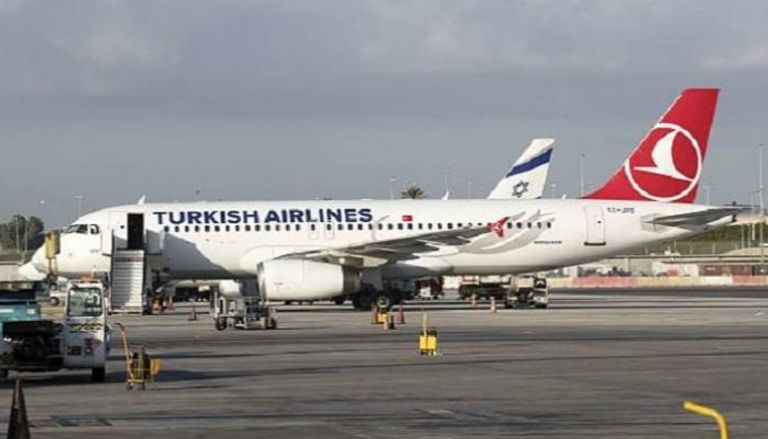 طائرتان تركية وإسرائيلية في مطار بن جوريون بتل أبيب