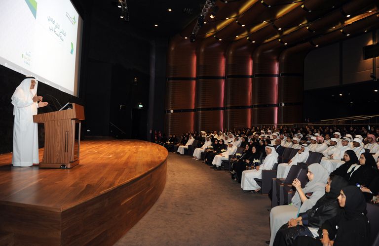 "صحة دبي" توسع نطاق برامج إعداد وتأهيل العناصر المواطنة الشابة