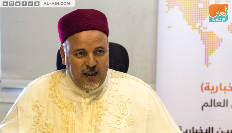 الشيخ عادل الفايدي رئيس لجنة التواصل الاجتماعي الليبية-المصرية