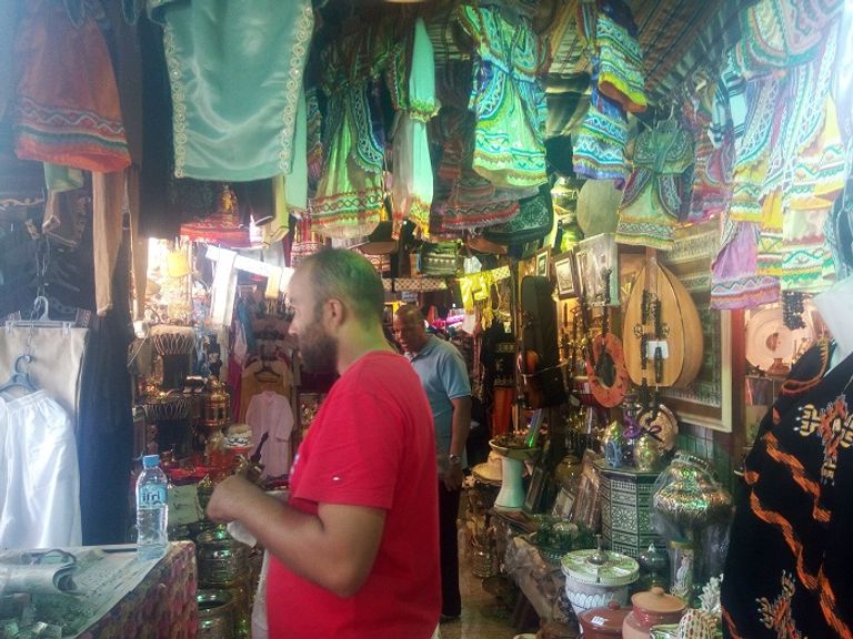 أقدم محل لبيع القطع التقليدية في الجزائر أقدم محل لبيع القطع التقليدية في الجزائر