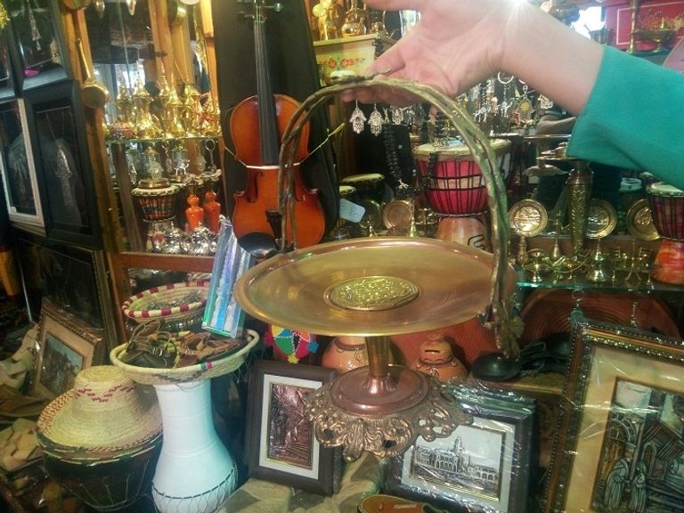 أقدم محل لبيع القطع التقليدية في الجزائر أقدم محل لبيع القطع التقليدية في الجزائر