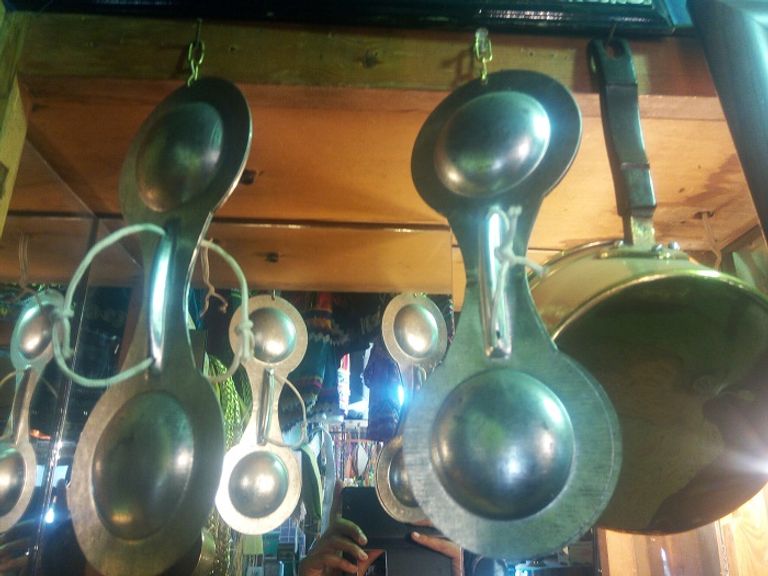 أقدم محل لبيع القطع التقليدية في الجزائر أقدم محل لبيع القطع التقليدية في الجزائر