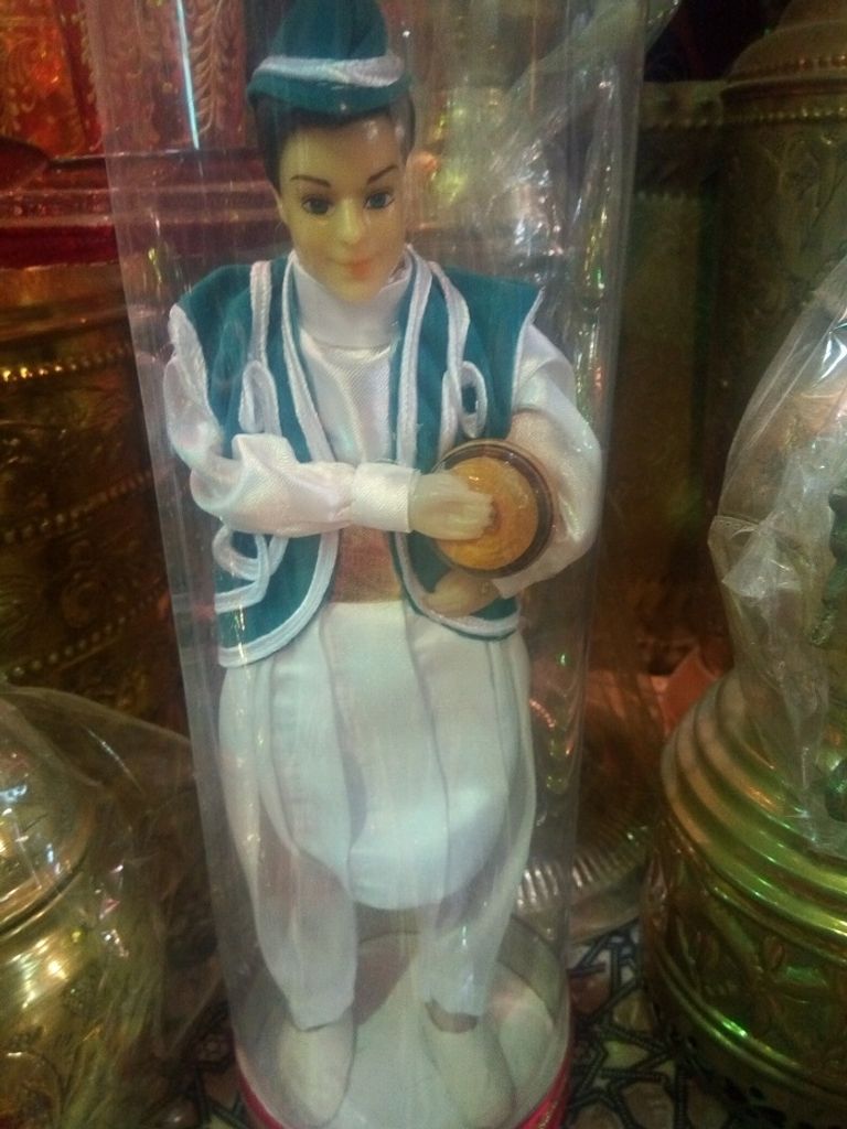 أقدم محل لبيع القطع التقليدية في الجزائر أقدم محل لبيع القطع التقليدية في الجزائر