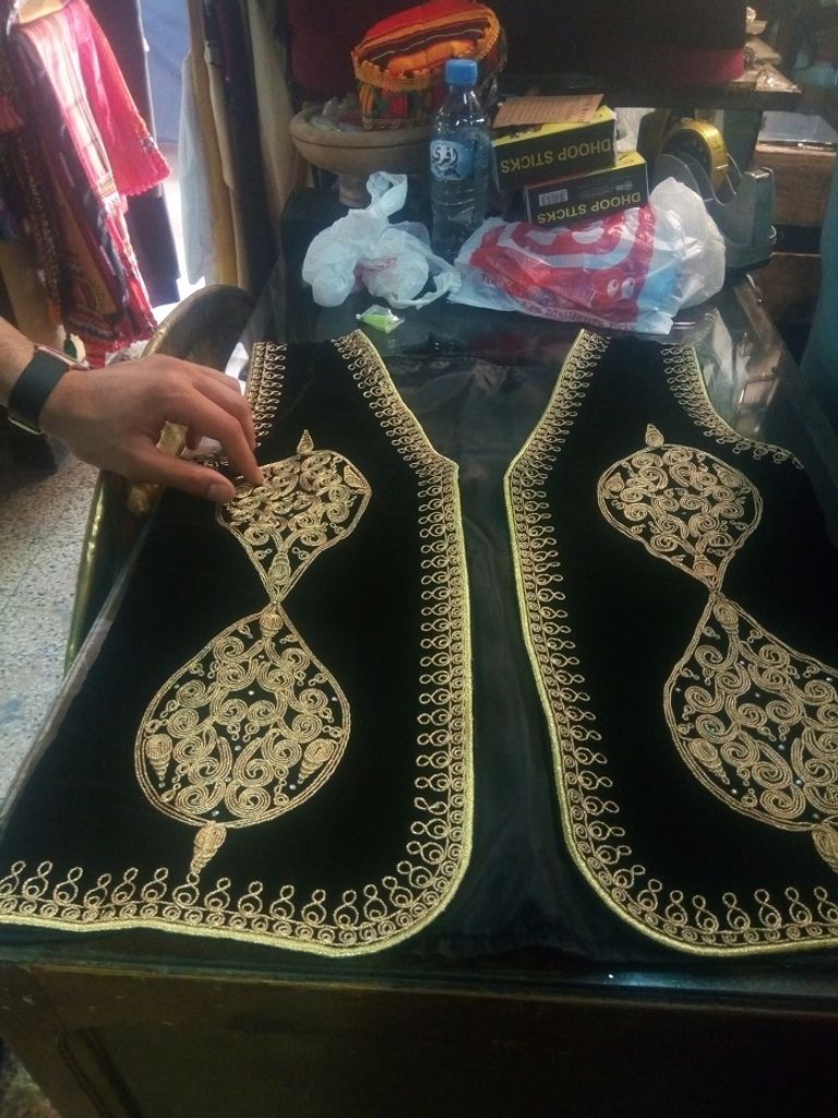 أقدم محل لبيع القطع التقليدية في الجزائر أقدم محل لبيع القطع التقليدية في الجزائر