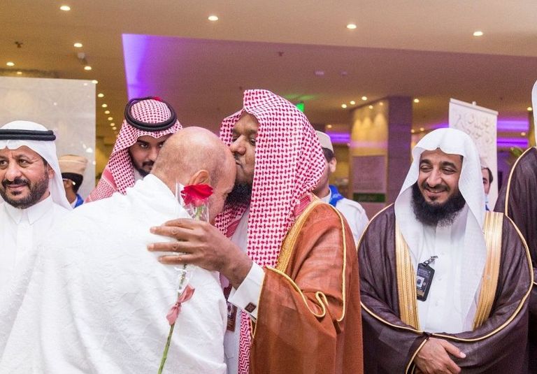 وصول ألف حاج من ذوي شهداء الجيش والشرطة المصرية إلى مكة المكرمة