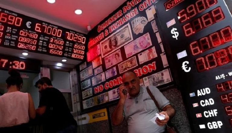 أموال قطر تفشل في دعم الليرة التركية