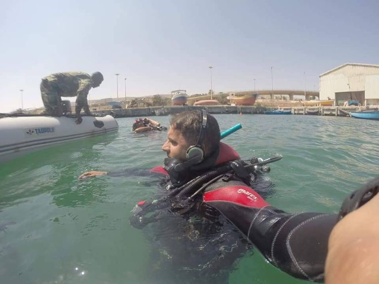 نزع المخلفات الحـربية التي زرعتها الجماعات الإرهابية في درنة نزع المخلفات الحربية التي زرعتها الجماعات الإرهابية في درنة