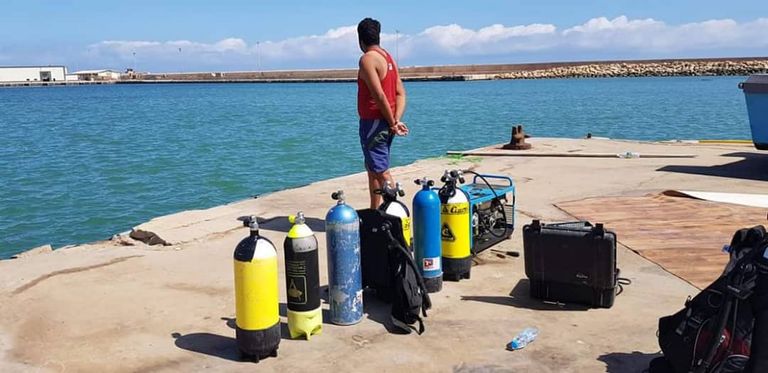 نـزع المخلفات الحربية التي زرعتها الجماعات الإرهابية في درنة نزع المخلفات الحربية التي زرعتها الجماعات الإرهابية في درنة