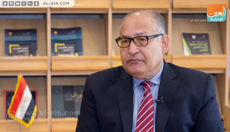 السفير عزت سعد مدير المركز المصري للعلاقات الخارجية