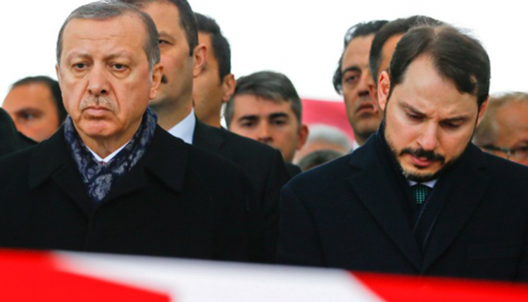 الرئيس التركي وصهره - الصورة من رويترز