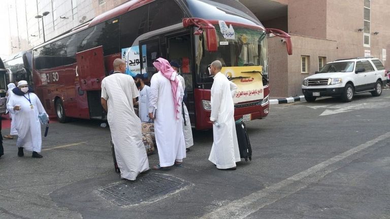 حجاج بيت الله الحرام يغادرون مكة المكرمة