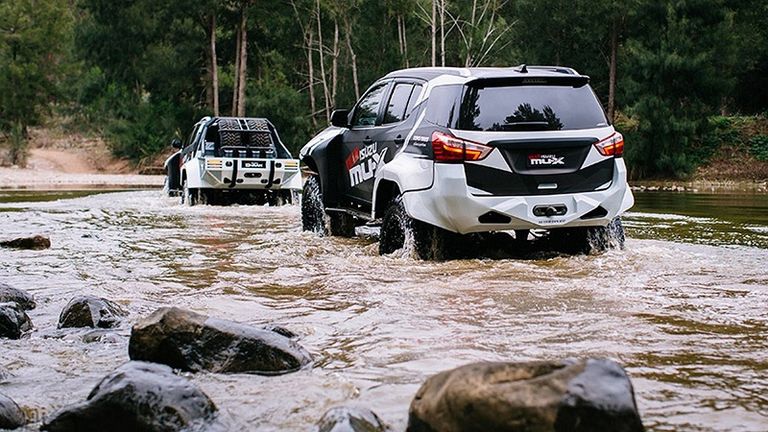 موديل D-Max وموديل MU-X