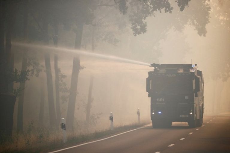 السيطرة على حريق في غابة قرب برلين