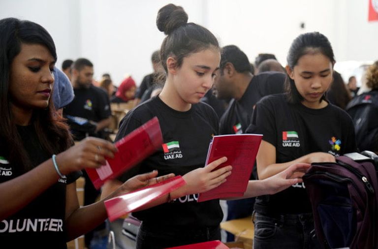 لوازم مدرسية من "دبي العطاء" و"تعاونية الاتحاد" لـ10 آلاف طالب