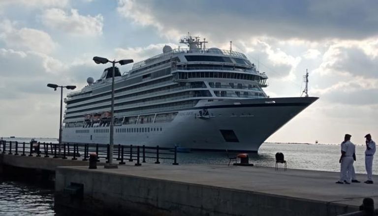 السفينة السياحية العالمية "فايكنج أوريون" بميناء بورسعيد