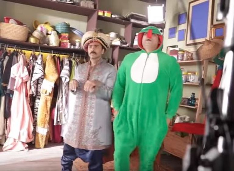 مشهد من فيلم "البدلة"