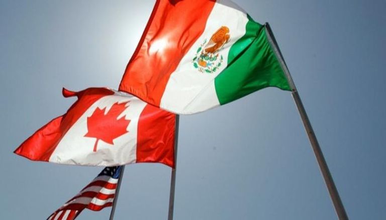 أعلام المكسيك وكندا وأمريكا 