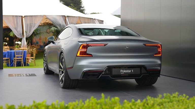 سيارة فولفو بوليستر 1