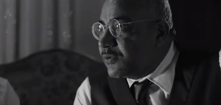 أحد مشاهد فيلم تراب الماس 