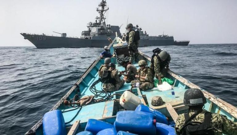 قارب الأسلحة المهربة الذي تم ضبطه في خليج عدن