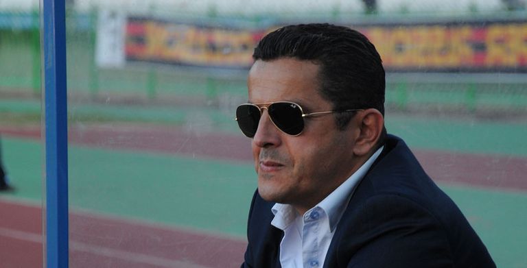 رئيس مولودية الجزائر المقال رئيس مولودية الجزائر ومدربه