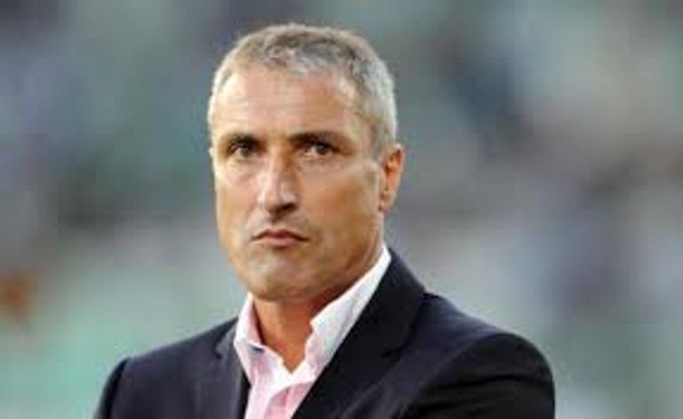 مدرب مولودية الجزائر المقال رئيس مولودية الجزائر ومدربه