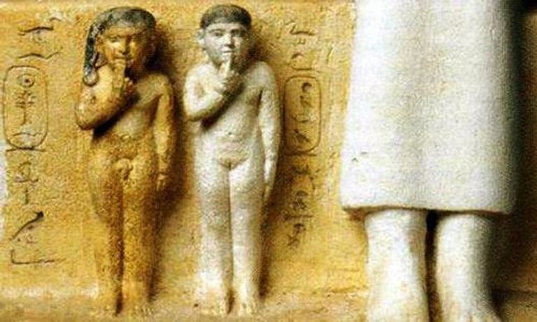 مقبرة الملكة "مرس عنخ" الثالثة حفيدة "خوفو"