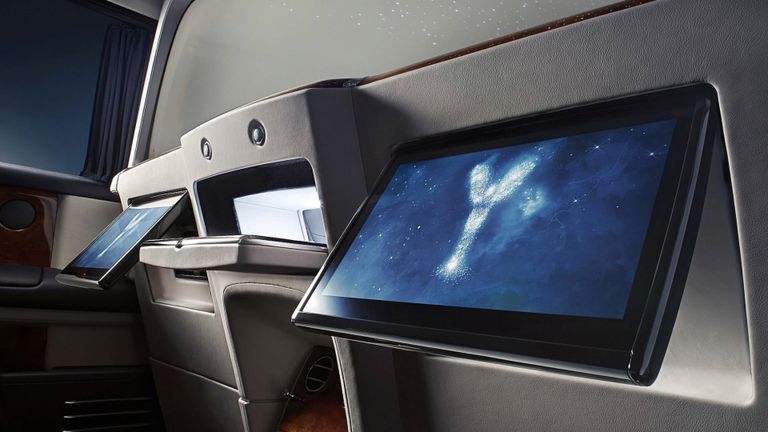 خاصية جديدة من رولز رويس تعزل المقصورة الأمامية عن الركاب