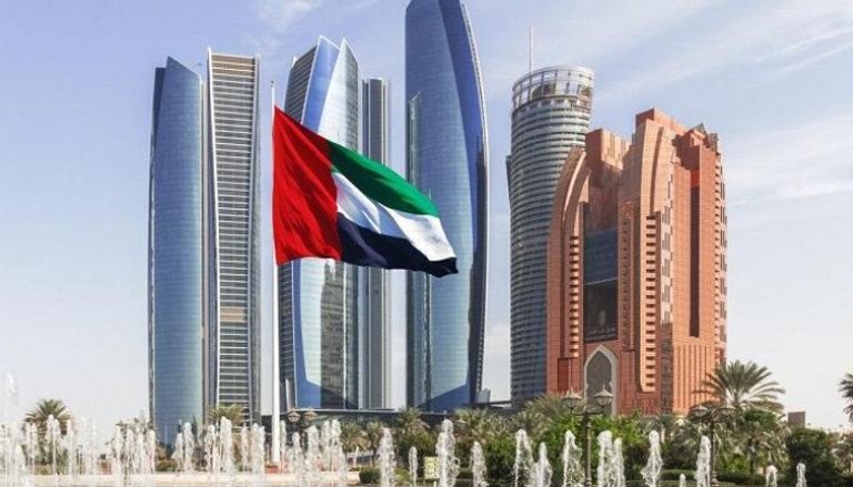 الإمارات تنوع مصادر دخلها 