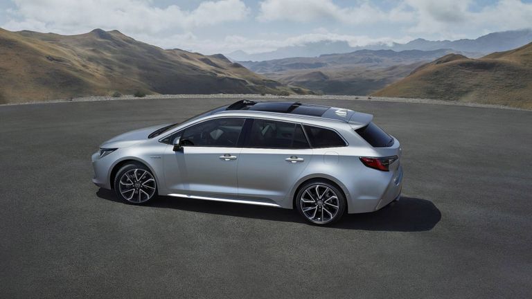 تويوتا كورولا تورينج