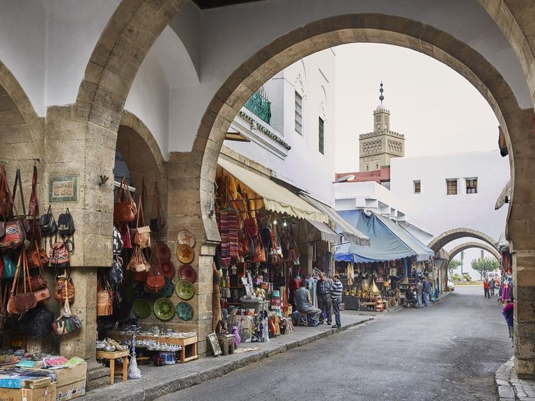 السوق الشعبية في الدار البيضاء مشروع مراحيض عمومية ذكية في المغرب