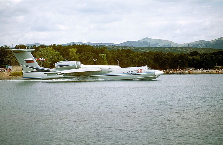 الطائرة البرمائية "آ-40 ألباتروس"