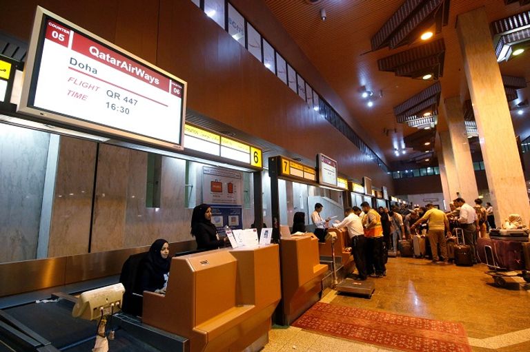 حركة السفر مستمرة بمطار البصرة حركة الطيران بمطار البصرة لم تتأثر بقصف مليشيات إيران