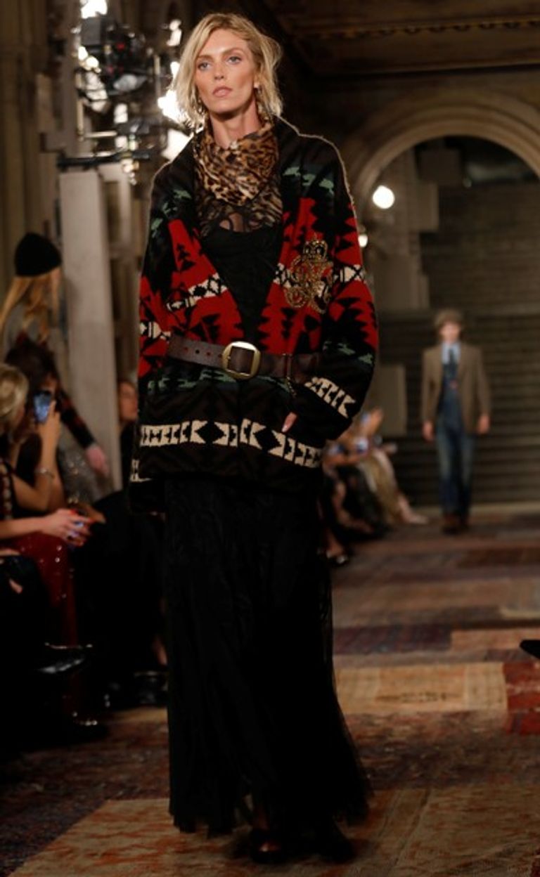 رالف لورين يبدع في تصميماته بأسبوع نيويورك للموضة