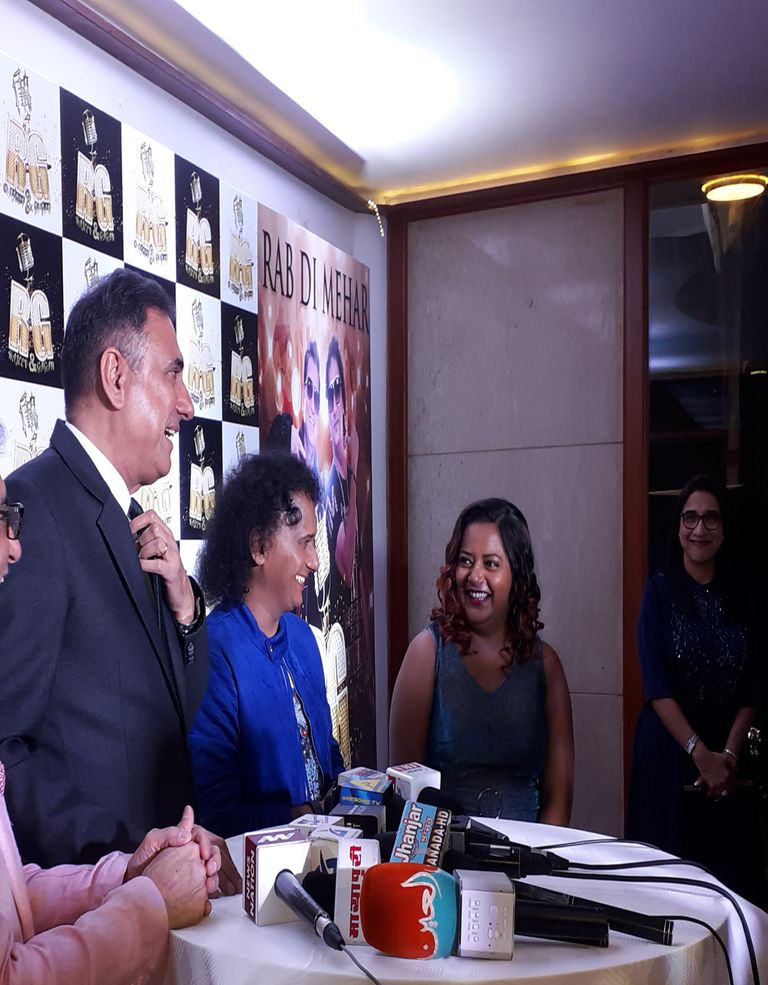 النجم الهندي بومان إيراني 