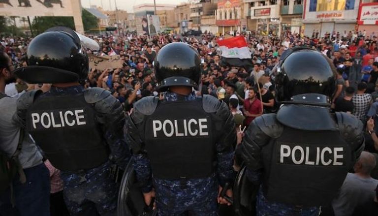عناصر من الشرطة العراقية في مظاهرات بغداد