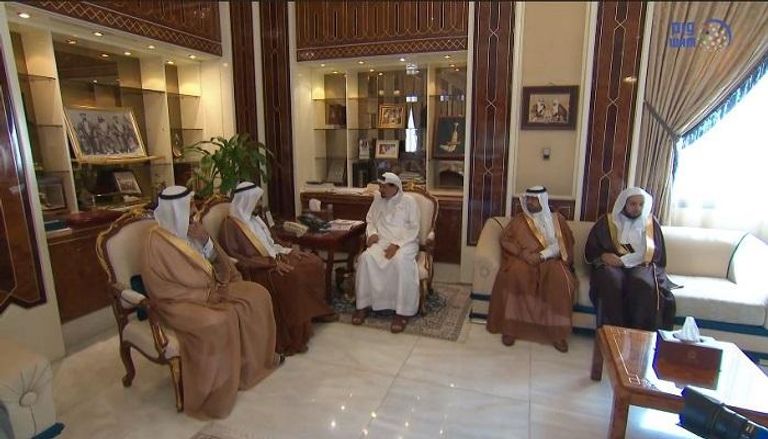 حاكم عجمان يستقبل وفد مستثمرين سعوديين