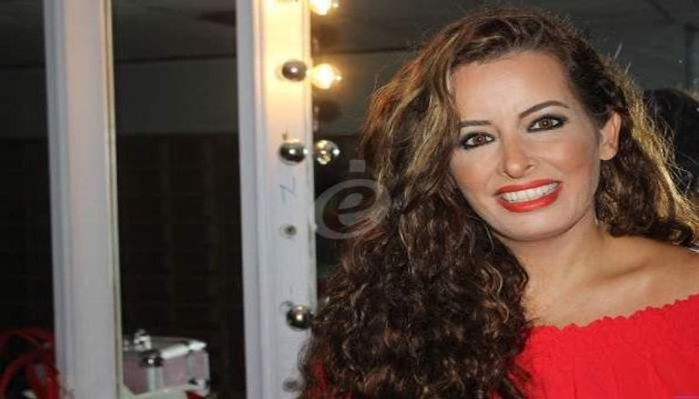 المغنية اللبنانية حنين أبوشقرا