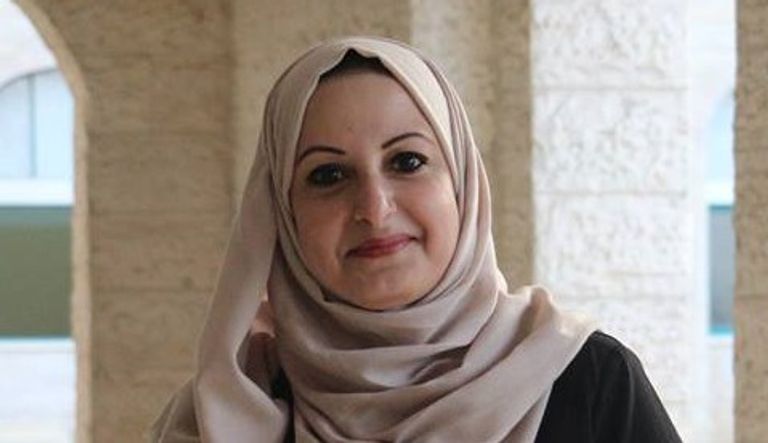 نماذج مختلفة من الثوب الفلسطيني 