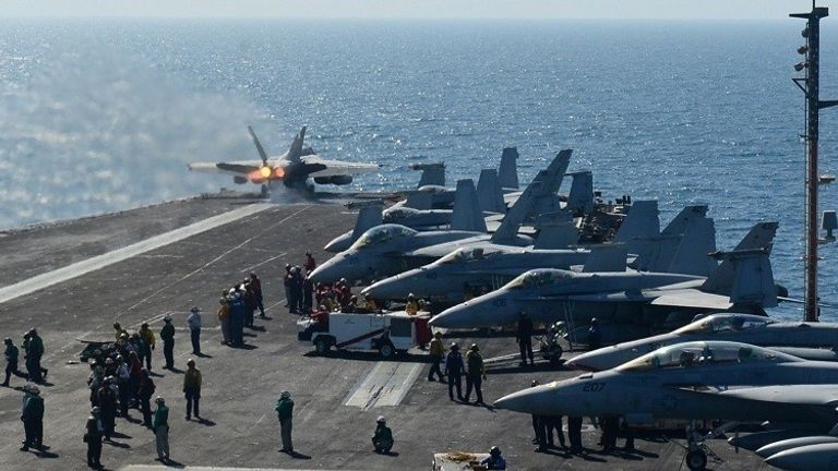 طائرات التحالف الدولي لقتال داعش- أرشيفية معركة فاصلة تنتظر إدلب - أ.ف.ب